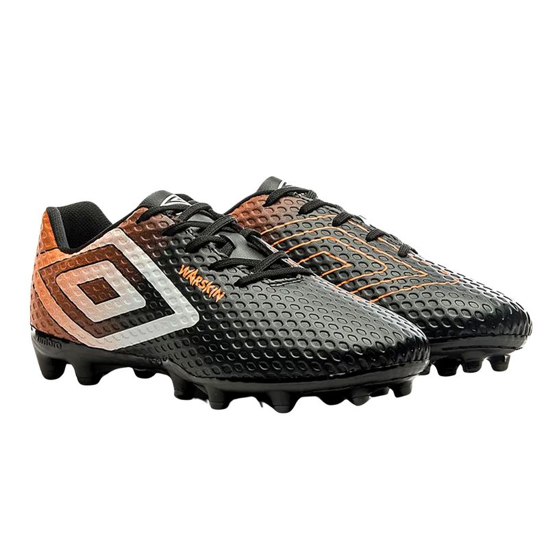 BOTIN-FUTBOL-11-HOMBRE-UMBRO-WARSKIN