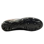 BOTIN-FUTBOL-11-HOMBRE-UMBRO-WARSKIN