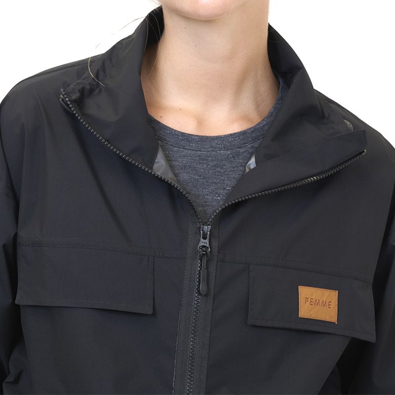 CAMPERA-ROMPEVIENTO-FEMME-GRANADA