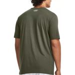 REMERA-TRAINING-HOMBRE-UNDER-ARMOUR-CAMO-CHEST-STRIPE