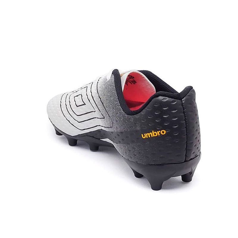 BOTIN-FUTBOL-11-NIÑO-UMBRO--CAMPO-WARKIN