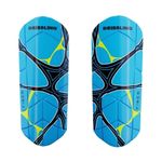 CANILLERA-FUTBOL-HOMBRE-DRIBBLING--FIBER
