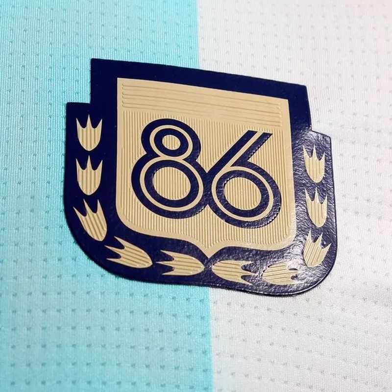 CAMISETA-TITULAR-HOMENAJE-CELESTE