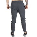 PANTALON-TRAINING-HOMBRE-UNDER-ARMOUR-JOGGER-MFO