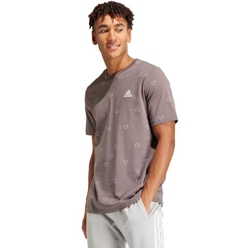 REMERA-URBANA-HOMBRE-ADIDAS-ESSENTIALS-MONOGRAM