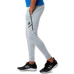 PANTALON-TRAINING-HOMBRE-NEW-BALANCE-TENACITY