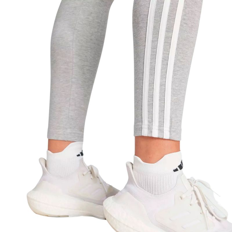 CALZA-URBANA-MUJER-ADIDAS-ESSENTIAL
