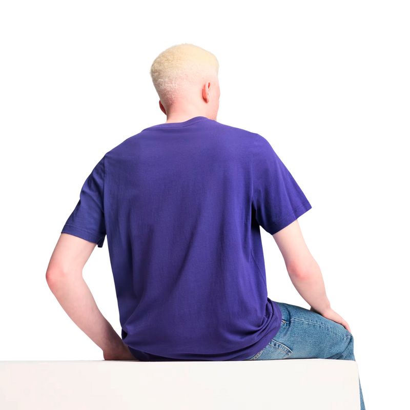 REMERA-URBANA-HOMBRE-PUMA-GRAPICHS-SNEAKER