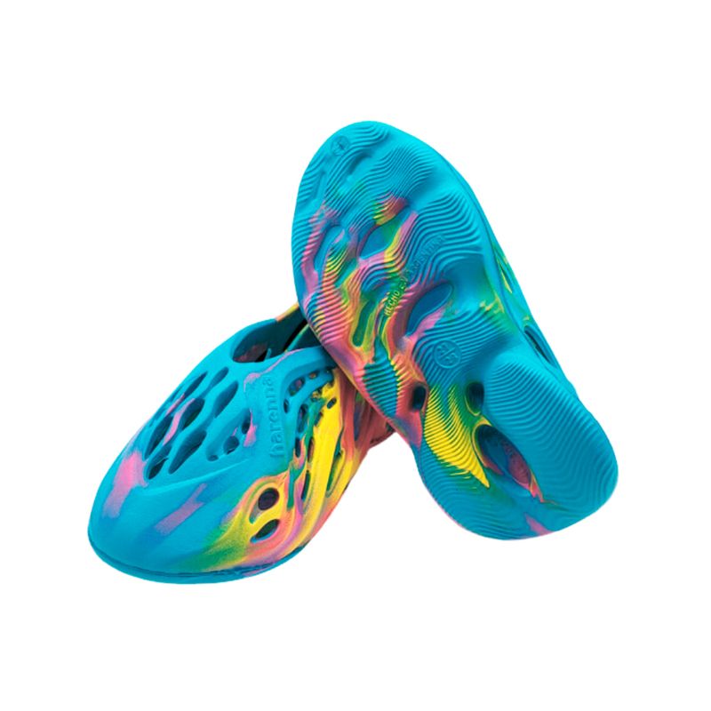 ZUECOS-NATACION-NIÑO-HARENNA--DELFIN