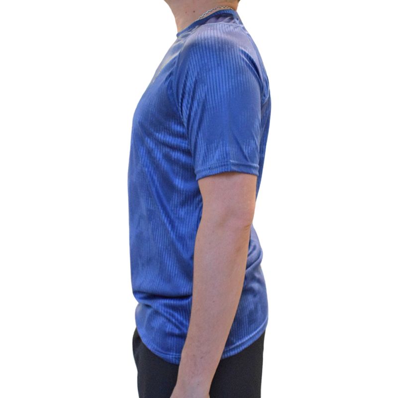 REMERA-TRAINING-HOMBRE-QALZO-RILEY-AERO