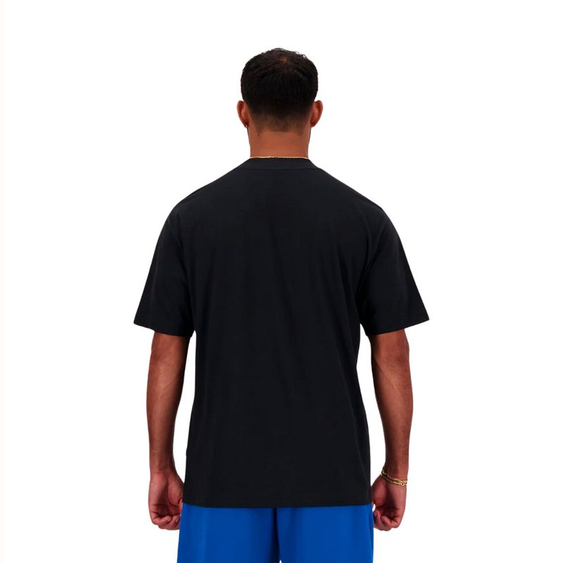 REMERA-URBANA-HOMBRE-NEW-BALANCE-AD-RELAXED