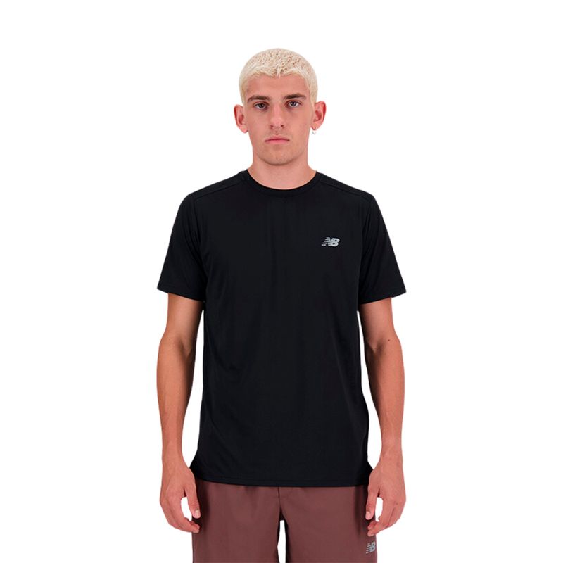 REMERA-TRAINING-HOMBRE-NEW-BALANCE--SPORT-ESSENTIALS-BK