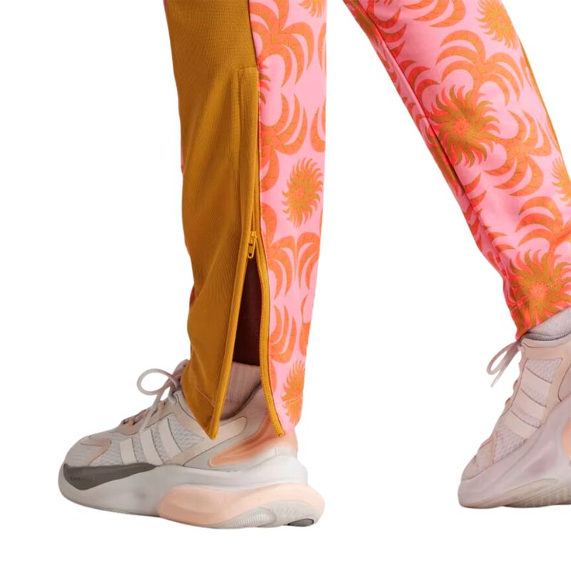 PANTALON-URBANO-MUJER-ADIDAS-FARM-TIRO