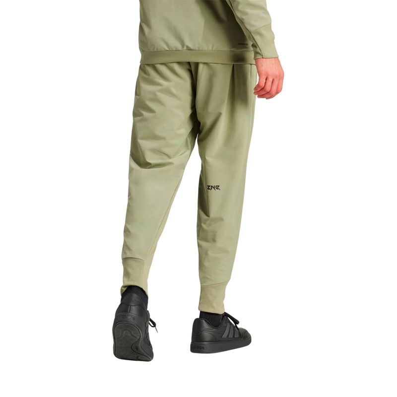 PANTALON-URBANO-HMOBRE-ADIDAS-ZNE