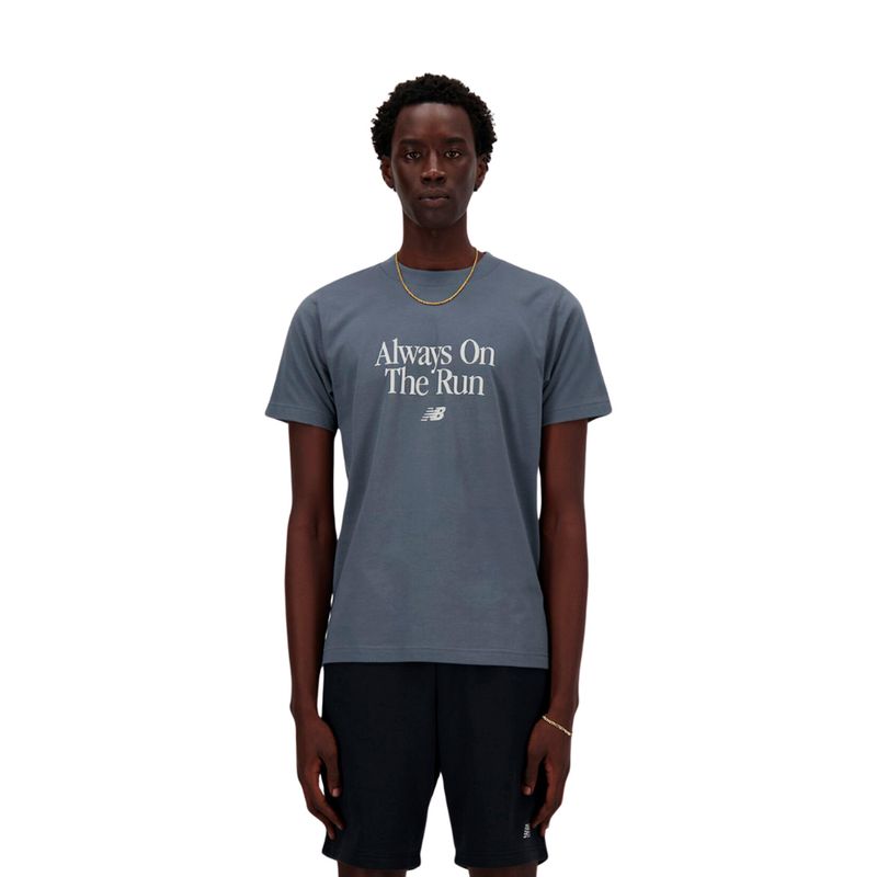 REMERA-URBANA-HOMBRE-NEW-BALANCE-RELAXED