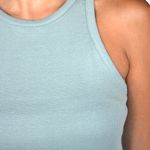MUSCULOSA-URBANA-MUJER-FEMME-REEB-HOLTER