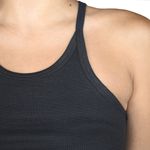 MUSCULOSA-URBANA-MUJER-FEMME-REEB-BRETEL