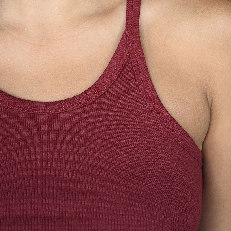 MUSCULOSA-URBANA-MUJER-FEMME-REEB-BRETEL