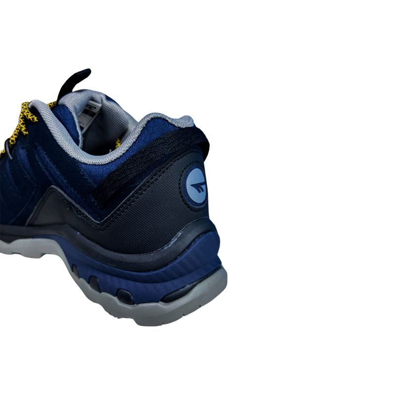 ZAPATILLAS-OUTDOOR-HOMBRE-HI−TEC-FAMATINA