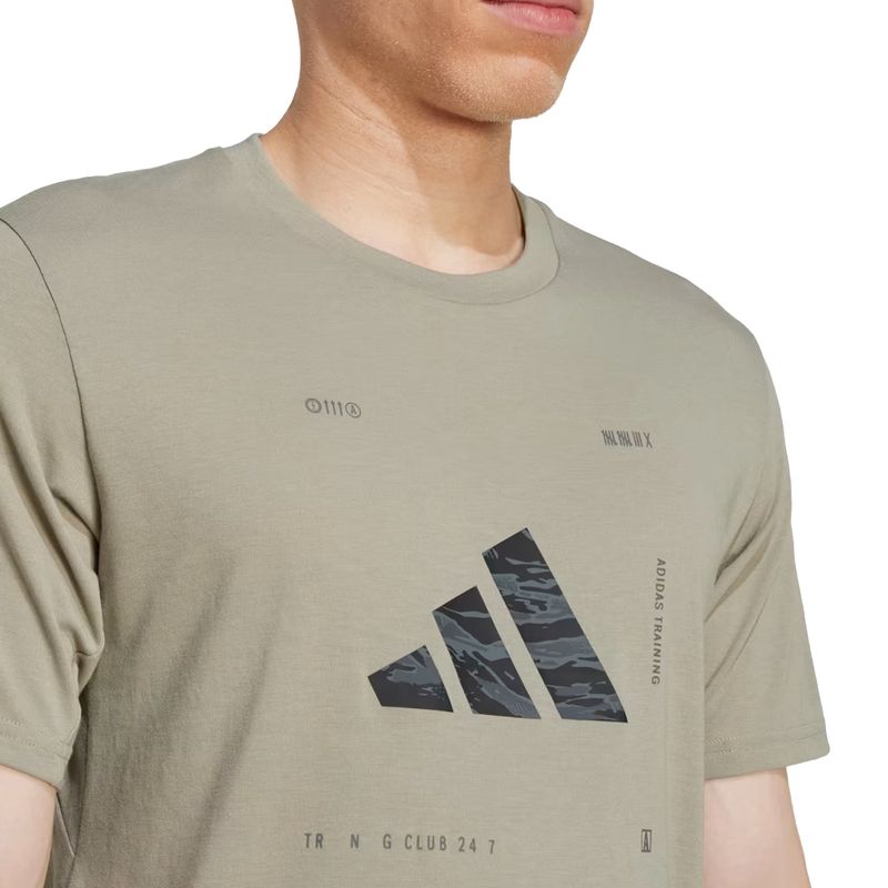 REMERA-TRAINING-HOMBRE-ADIDAS-CAMO-LOGO-GRAPHIC