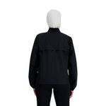 CAMPERA-TRAINING-MUJER-NEW-BALANCE-SPORT-ESSENTIALS