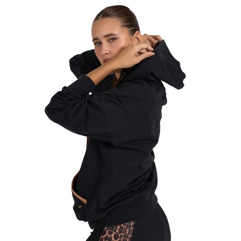 BUZO-URBANO-MUJER-FEMME-TAYLOR