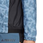 CAMPERA-RUNNING-MUJER-ADIDAS-TERREX-ROMPEVIENTOS