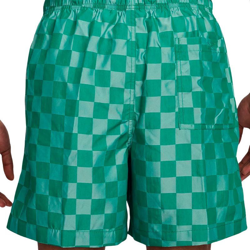 SHORT-URBANO-HOMBRE-NIKE-CLUB-FLOW-SHORT-CHECKERS