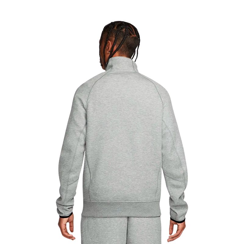 BUZO-URBANO-HOMBRE-NIKE-TCH-FLC-HZ-TOP