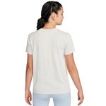 REMERA-TRAIL-RUNNING-MUJER-NIKE
