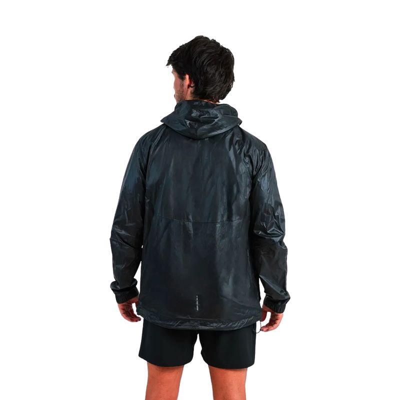 CAMPERA-RUNNING-HOMBRE-ASICS-PERFOMANCE