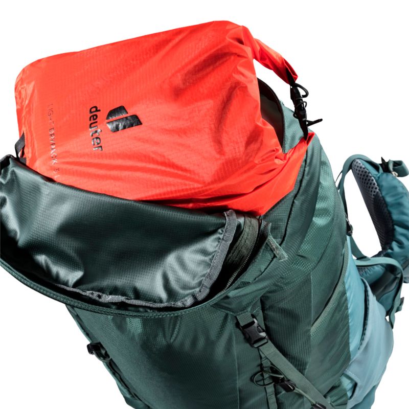 BOLSO-SENDERISMO-UNISEX-ESTANCO-DEUTER-LIGTH-DRYPCK-5