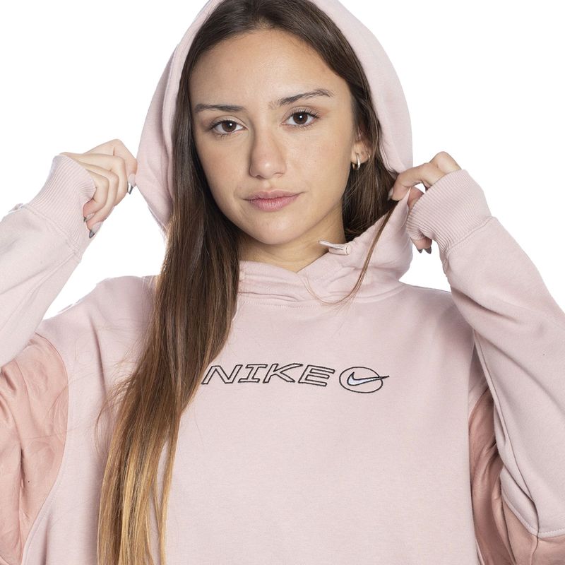 BUZO-URBANO-MUJER-NIKE-SPORTSWEAR-ICON-CLASH