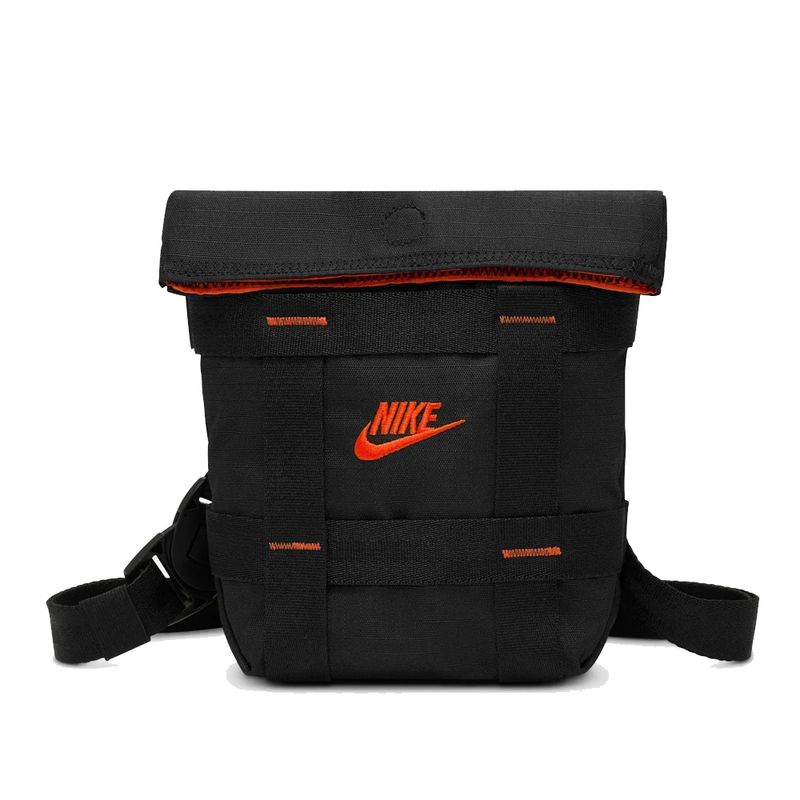 RIÑONERA-URBANA-UNISEX-NIKE-SPORTSWEAR