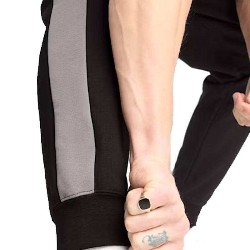 PANTALON-URBANO-HOMBRE-PUMA-ESS-BLOCK-SWEATPANTS