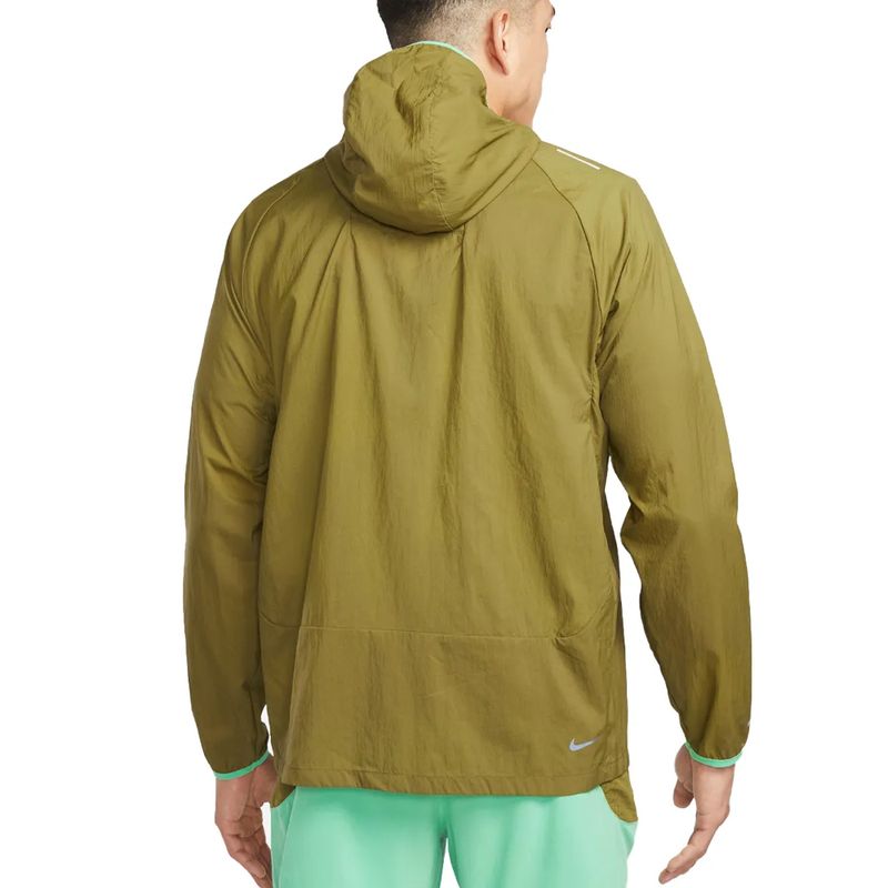 CAMPERA-RUNNING-HOMBRE-NIKE-AIREEZ