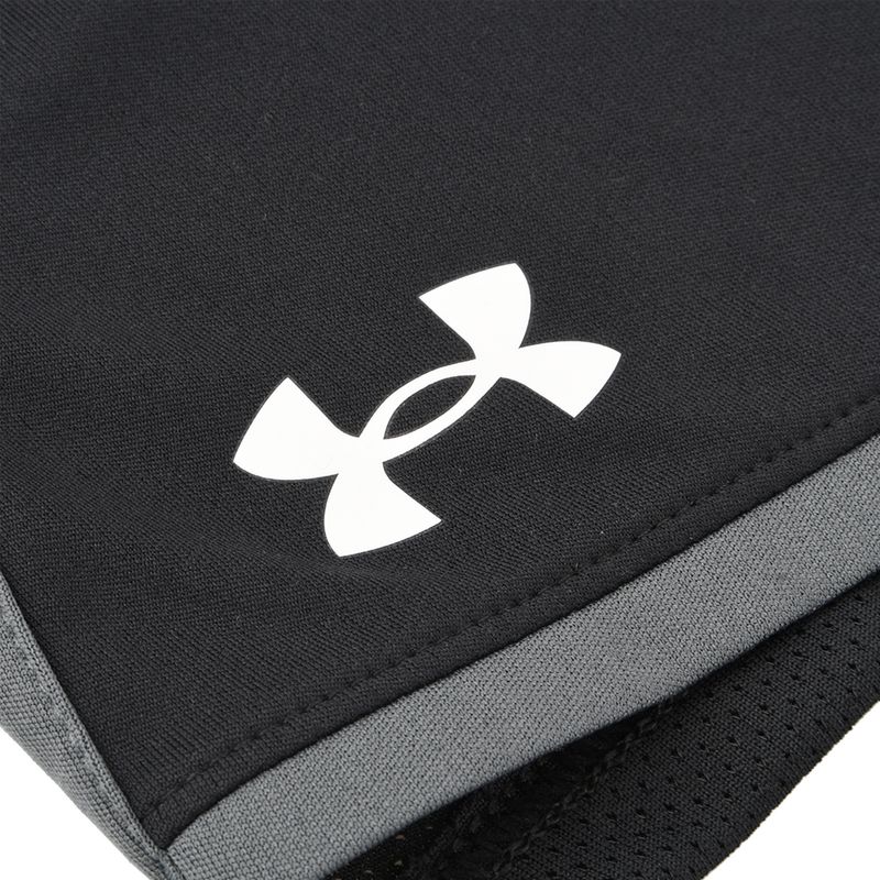 SHORT-TRAINING-NIÑO-UNDER-ARMOUR-STUNT-3.0