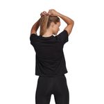 REMERA-TRAINING-MUJER-ADIDAS-MINIMAL-BRANDING