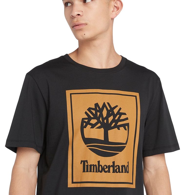 REMERA-OUTDOOR-HOMBRE-TIMBERLAND-LOGO-BLOQUE