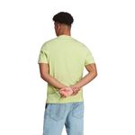 REMERA-URBANA-HOMBRE-ADIDAS-DREAM-DOODLE-MULTI