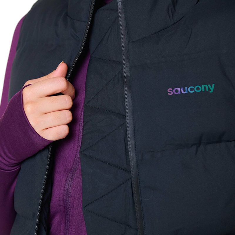 CHALECO-OUTDOOR-MUJER-SAUCONY-SURGE-HEAT-VEST