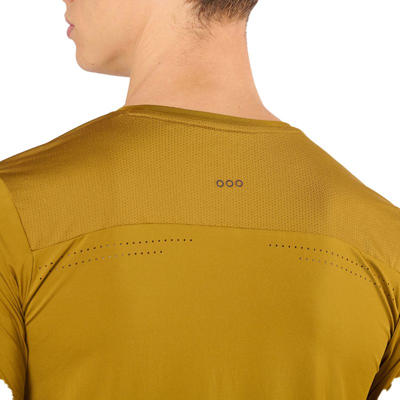 REMERA-TRAIL-RUNNING-HOMBRE-SAUCONY-HURRICANE