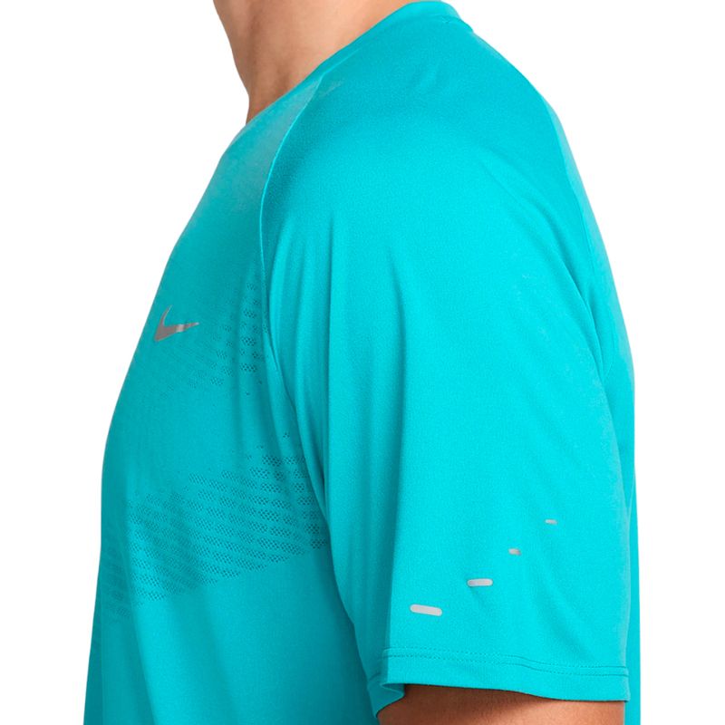 REMERA-RUNNING-HOMBRE-NIKE-DRIFIT-STRIDE