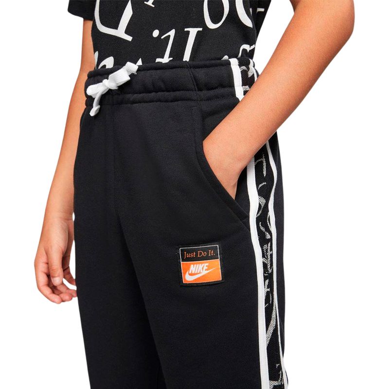 PANTALON-URBANO-NIÑO-NIKE--JUST-DO-IT