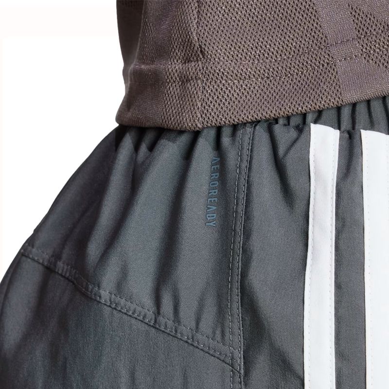 SHORT-TRAINING-MUJER-ADIDAS-PACER-WOVEN-HIGH
