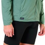 CAMPERA-RUNNING-HOMBRE-SAUCONY-PEREGRINE-PACKAWAY