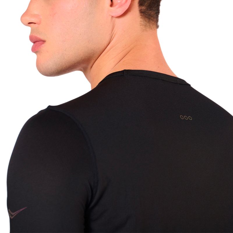 REMERA-OUTDOOR-HOMBRE-SAUCONY-STOPWATCH