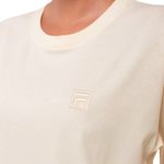 REMERA-URBANA-MUJER-FILA-CONFORT-CLASSIC-DETALL