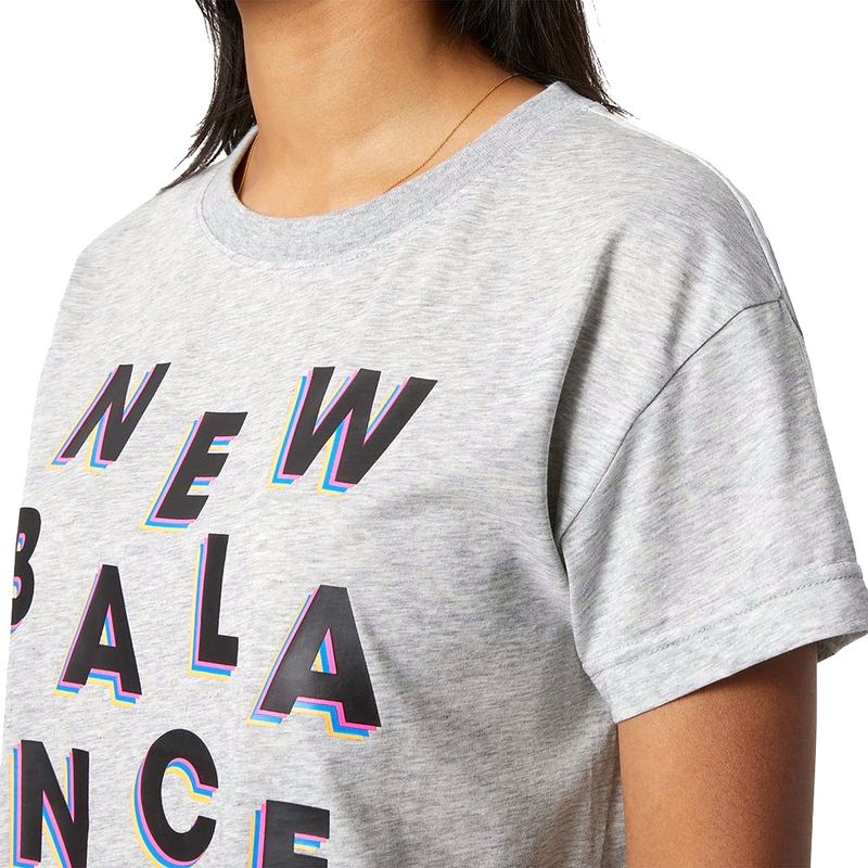 REMERA-TRAINING-MUJER-NEW-BALANCE-RELENTLESS-NOVELTY