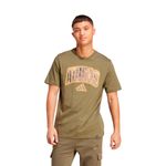 REMERA-URBANA-HOMBRE-ADIDAS-CAMO-SCRIPT-GRAPHIC